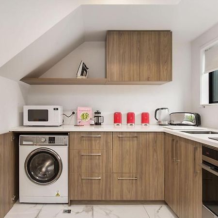 Light & Spacious 2Bdrm Townhouse Off Street Park Christchurch Exterior photo